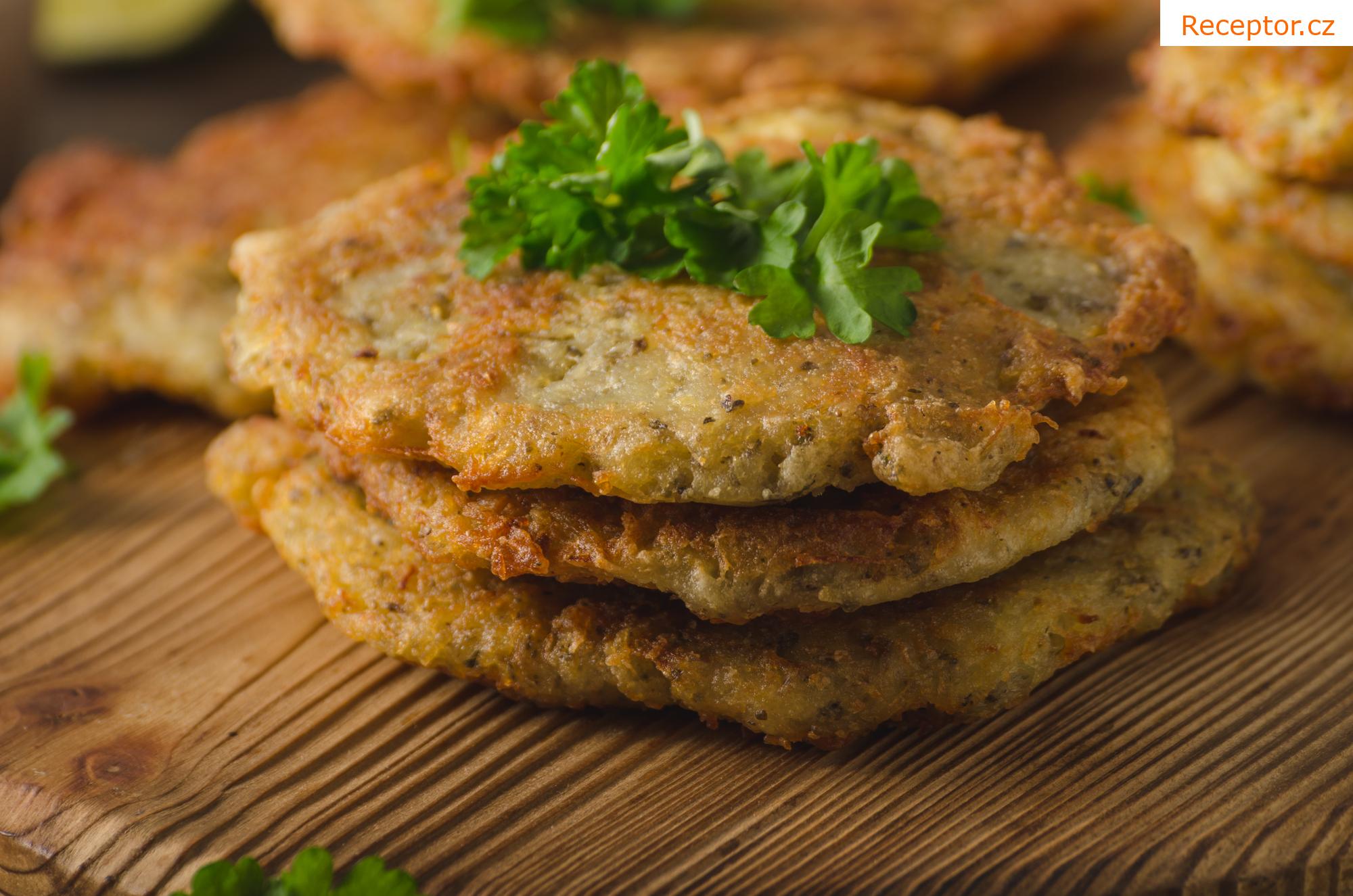 Bramboráky se zelím
