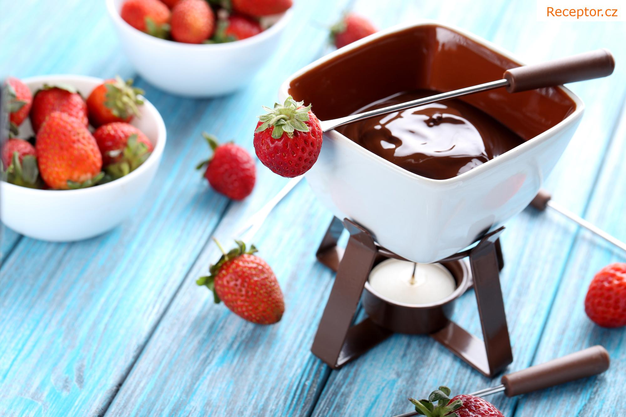 Chilli čokoládové fondue