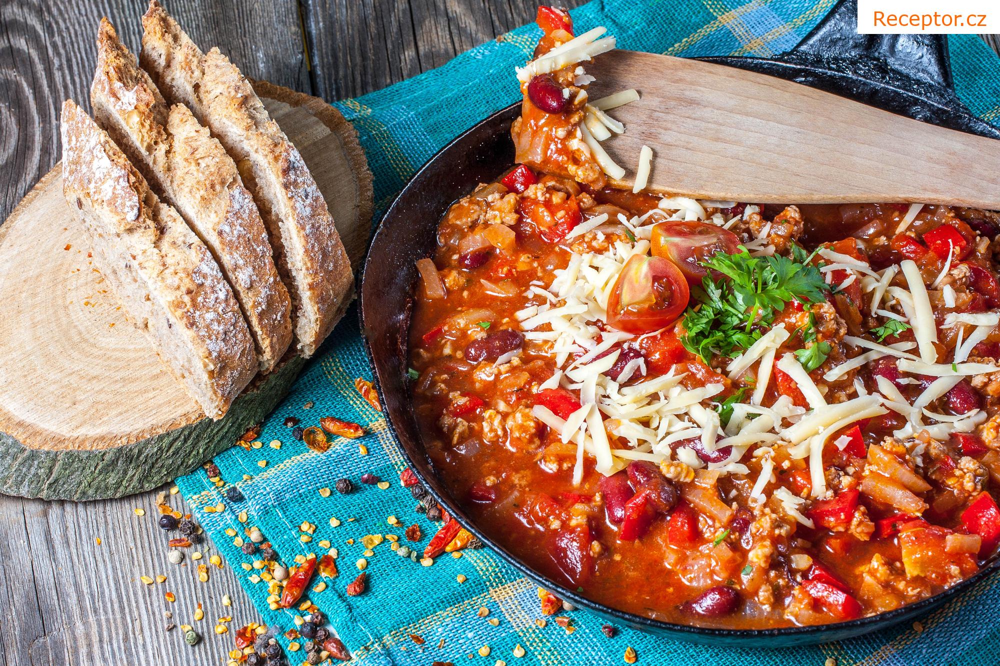 Chilli con carne po mexicku