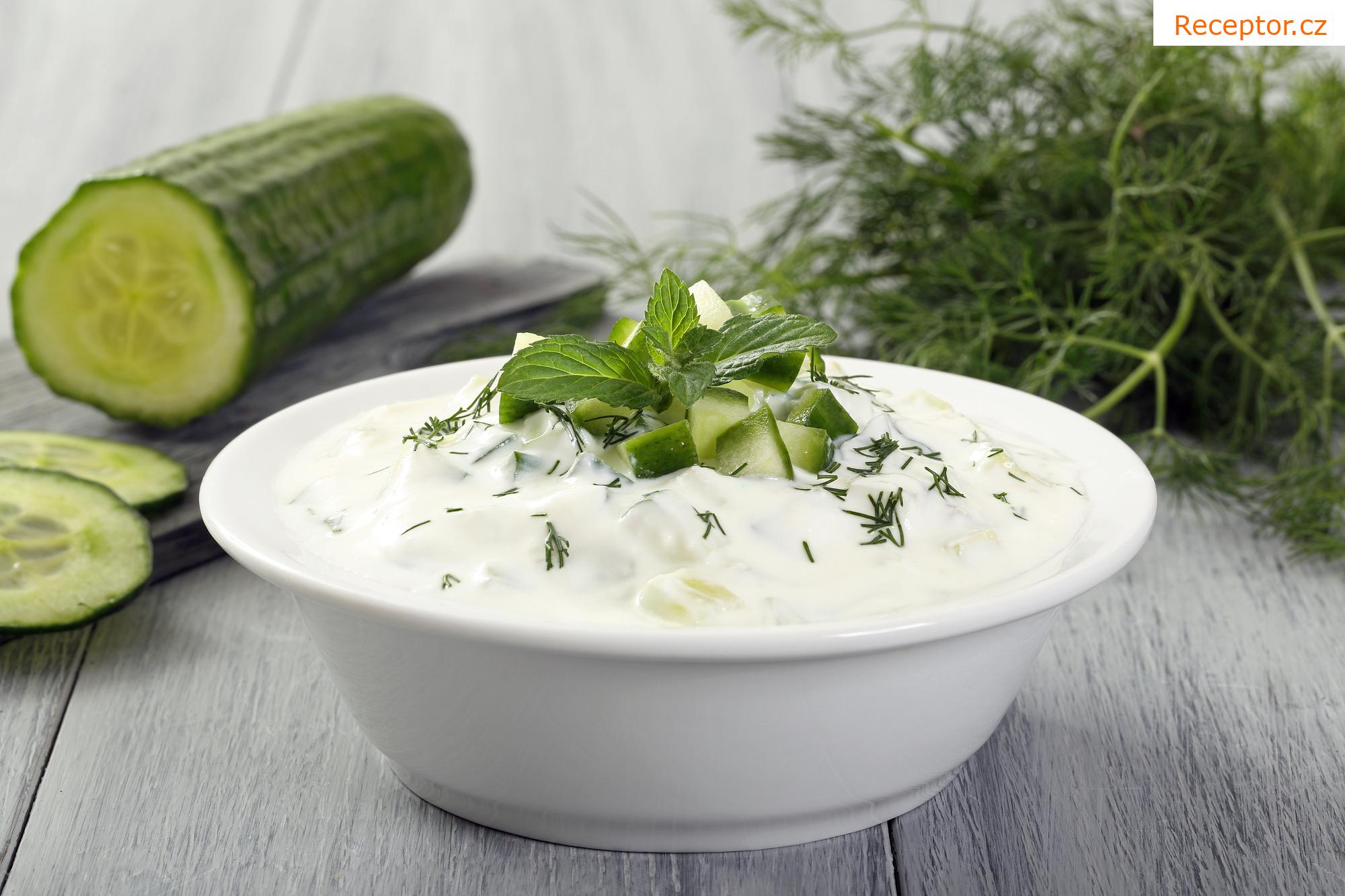 Cuketové tzatziki