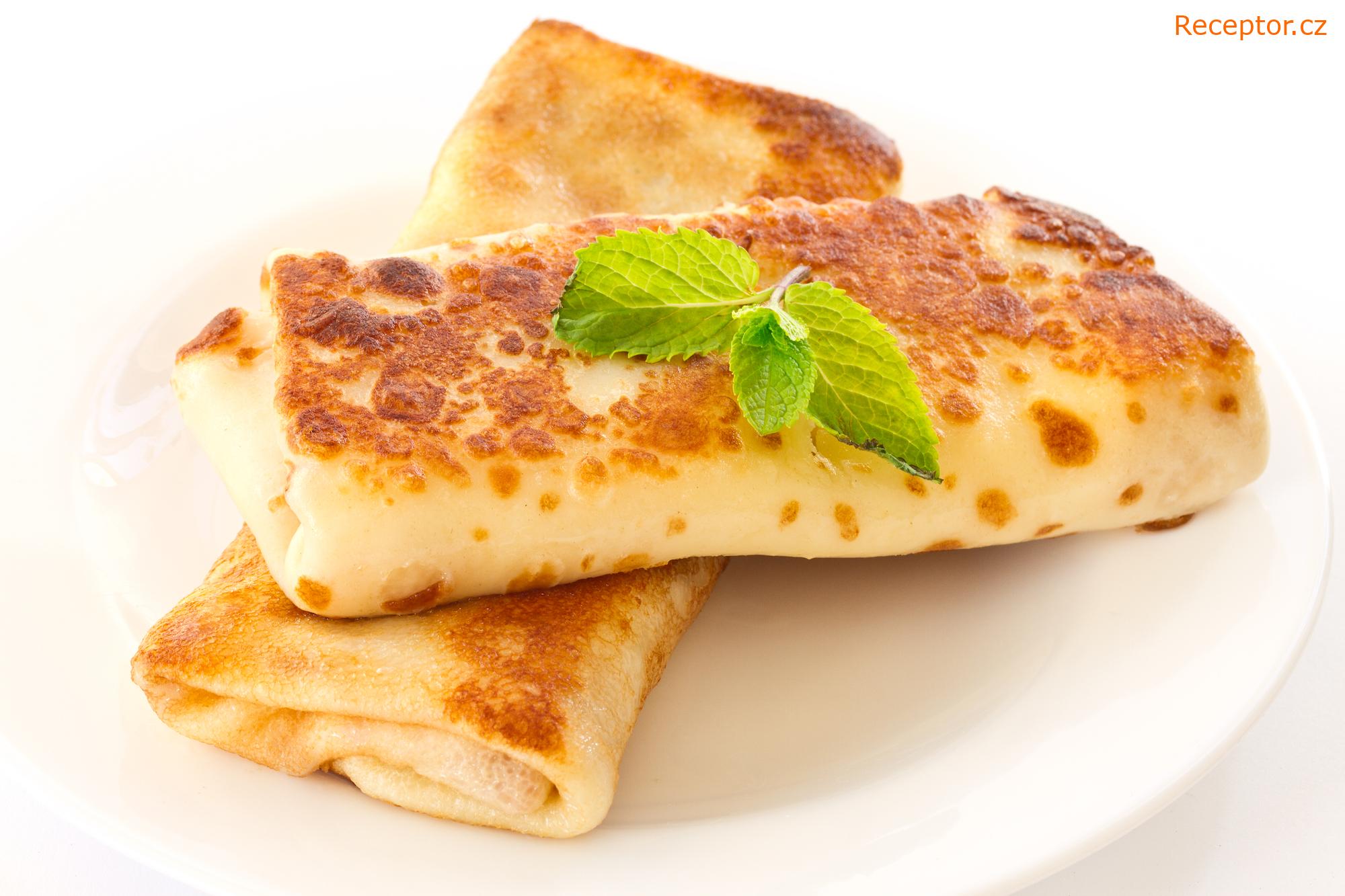 Palačinky zapečené se žampiony a kuřecím masem