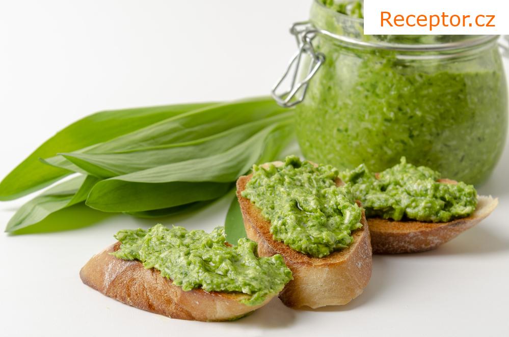 Pesto z medvědího česneku