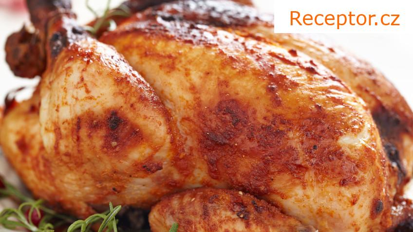 Šťavnaté bylinkové kuře pečené na hrubé soli